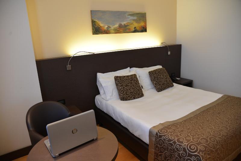 Hotel Diamante Alessandria Exteriör bild